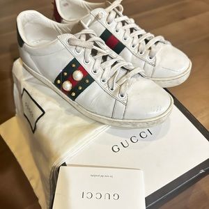 Gucci shoes